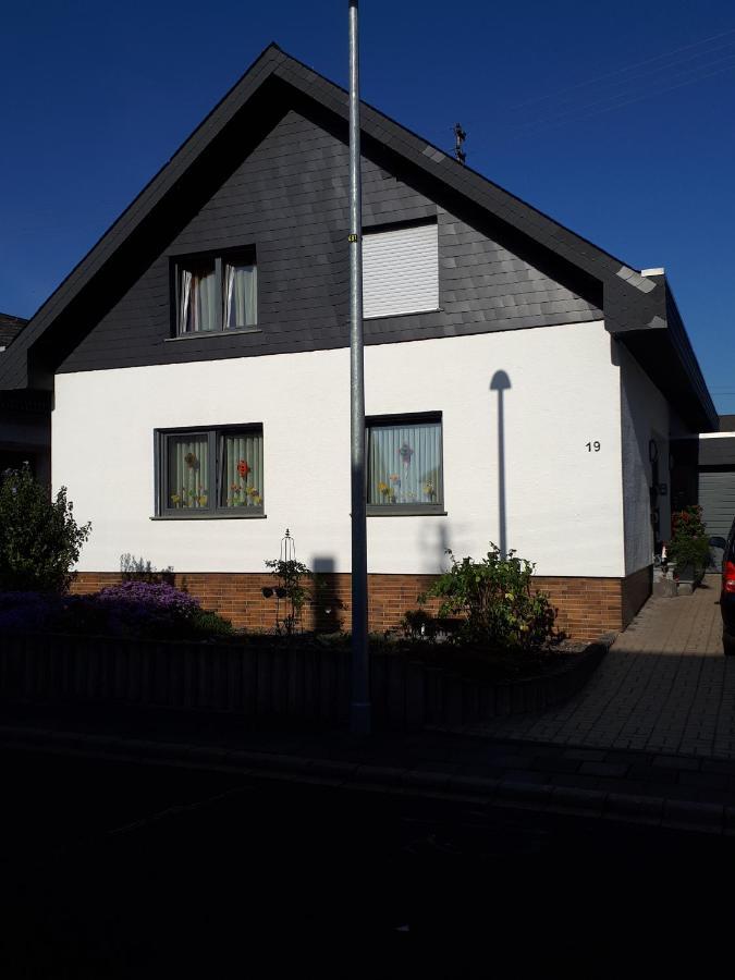 Ferienwohnung Steffi Andernach Exterior foto